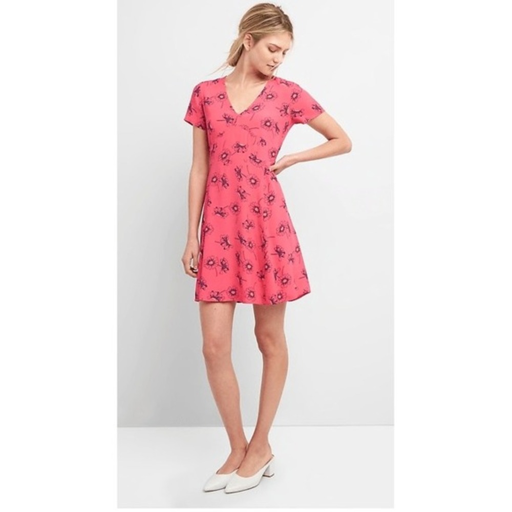 GAP Pink Floral Print Short Sleeve V Neck Casual‎ Dress Women's Size 6